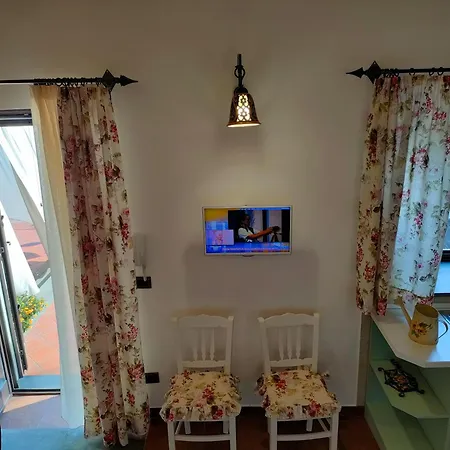 Apartment Casa Dell'antico Ulivo 2 By World